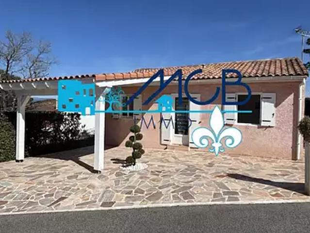 Roquebrune sur Argens 83520 Achat / Vente maison 3 pièces t3 piscine terrasse