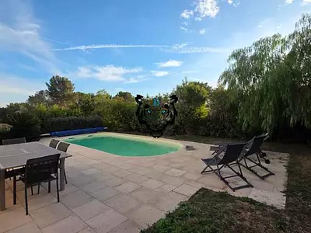 Roquebrune sur Argens 83520 Achat / Vente maison 5 pièces t5 au dernier étage
