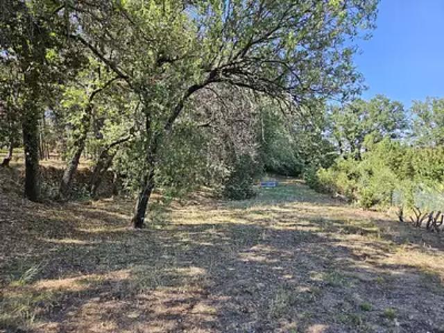 Roquebrune sur Argens 83520 Programme neuf terrain neuf à vendre