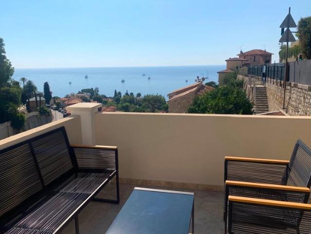 ROQUEBRUNE/GOLF BLEU: 2 PIÈCES AVEC TERRASSE
