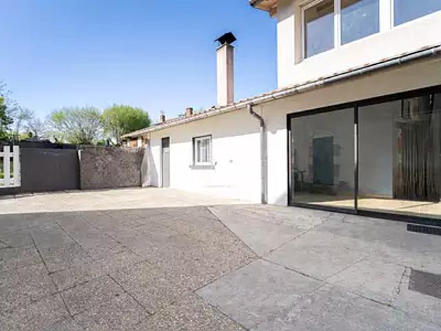 Roquefort 40120 Achat / Vente maison 5 pièces t5 au dernier étage piscine