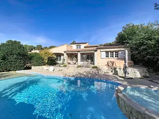Roquefort les Pins 06330 Achat / Vente maison 5 pièces t5 piscine jardin