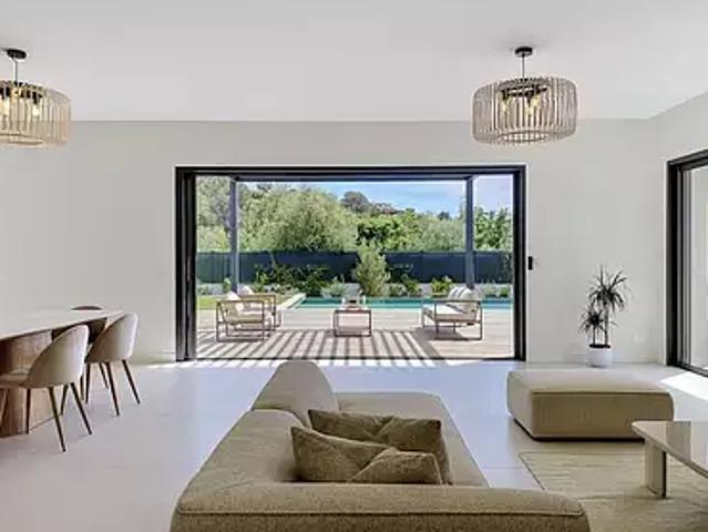 Roquefort les Pins 06330 Achat / Vente maison 6 pièces t6 piscine jardin