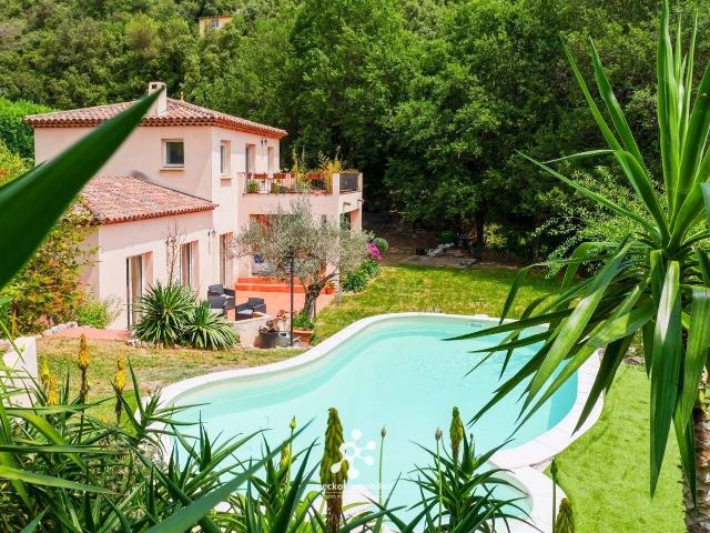 Roquefort les Pins – Domaine de la Gorgue – Maison 5/6P avec pis
