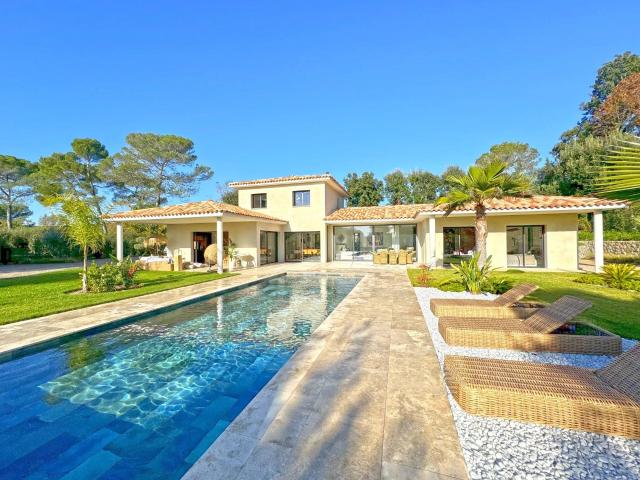 Roquefort Les Pins Domaine résidentiel recherché 228m² Roquefort les Pins