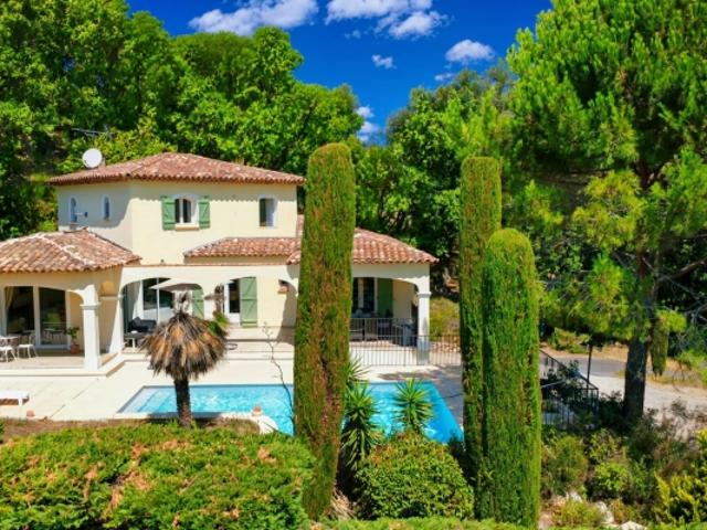 ROQUEFORT LES PINS, maison à vendre, 6 pièces, 156 m²