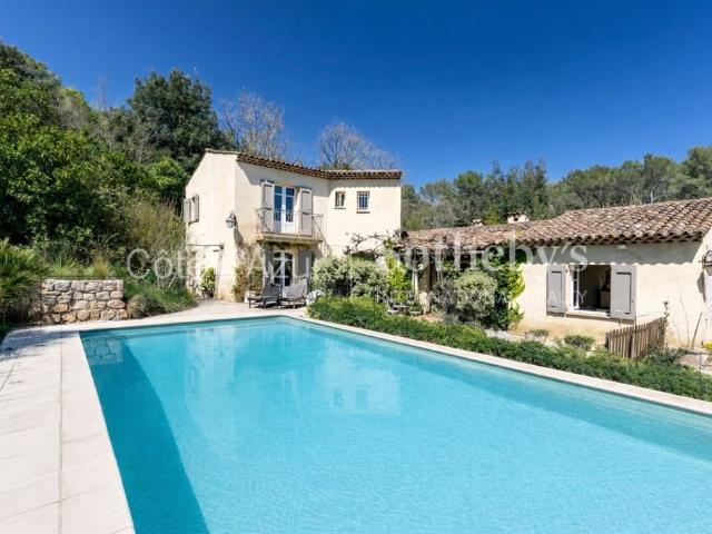 Roquefort les Pins villa provençale avec piscine terrain con. 158m² Roquefort les Pins