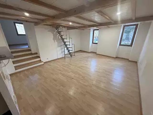 Roquesteron 06910 Location appartement 4 pièces t4