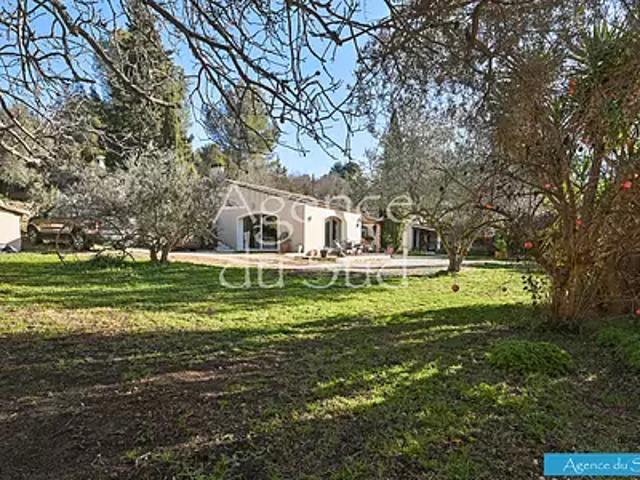 Roquevaire 13360 Achat / Vente maison 6 pièces t6 au dernier étage parking