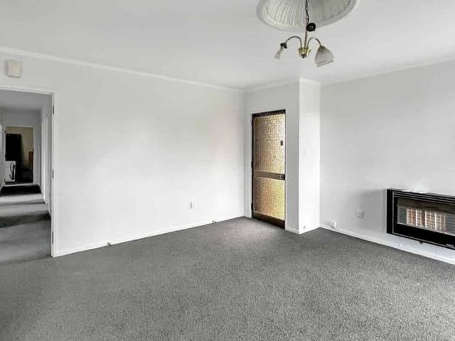 ROSYLYN 3 BEDROOMS