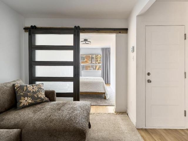 Rosemont magnifique 3, 1/2 tout inclus meuble