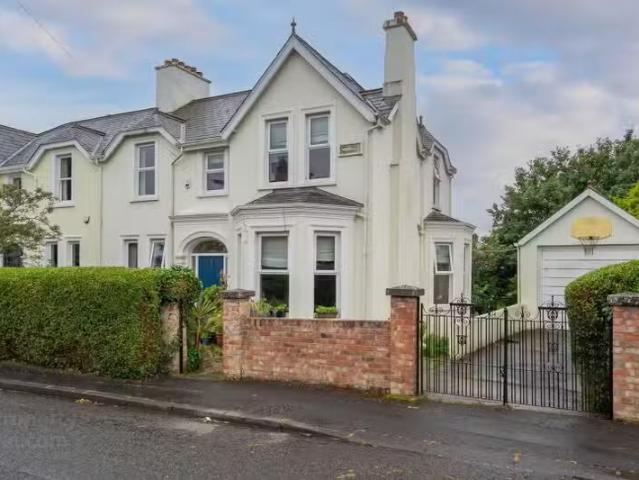 Rosendale, 9 Holland Park