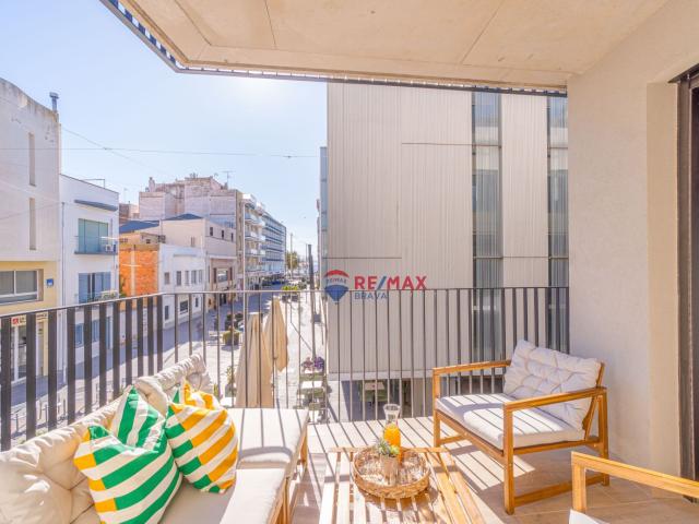 Roses Centro | Exclusiva promoción de obra nueva a 100 metros del mar