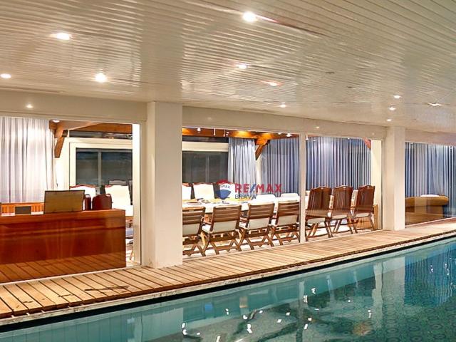 Roses | Exclusiva villa señorial con spa privado, piscina interior y más de 2.000 m² de parcela