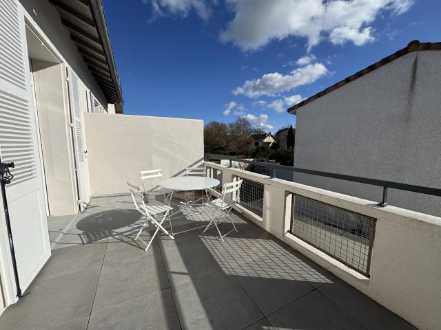Roseraie, T2 meublé rénové 36m2