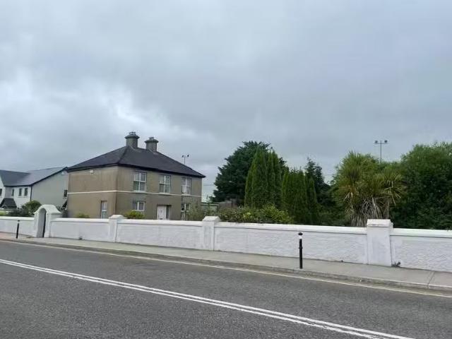 Roseville, Bridgeland West, Rathcormac, Rathcormac, Co. Cork.