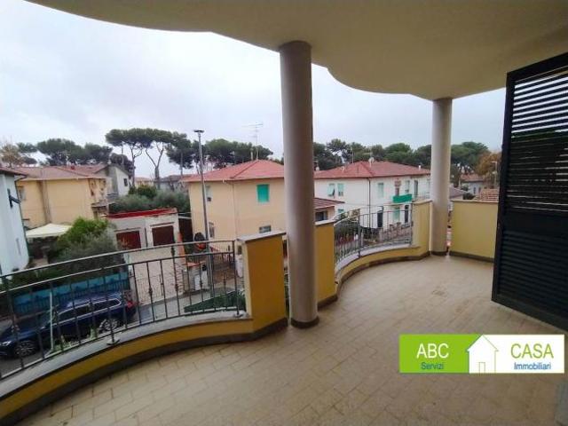 Rosignano Solvay Rif. R1407. In zona residenziale, in complesso di nuova costruzione, appartamenti piano primo e secondo composti da soggiorno pranz