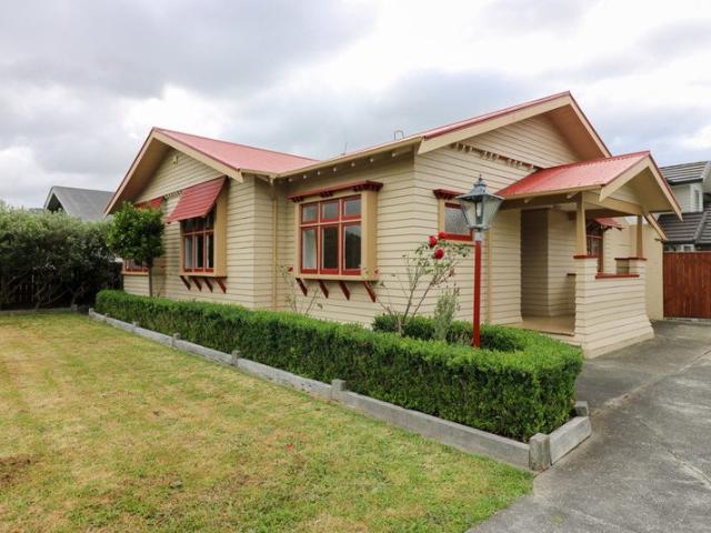 roslyn, 3 bedrooms
