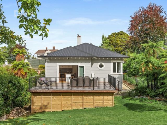 roslyn, 3 bedrooms
