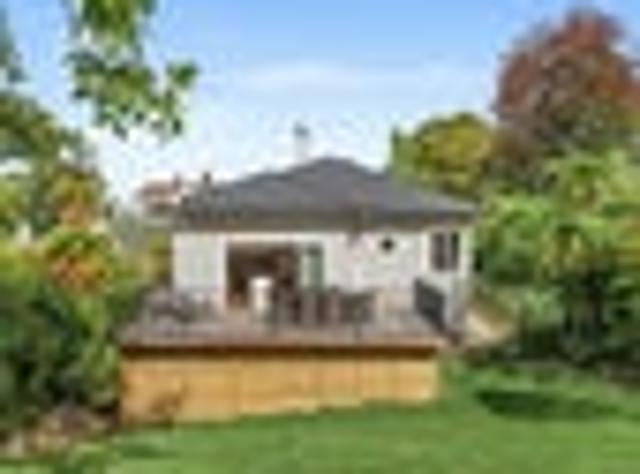 Roslyn, 3 bedrooms, $700 pw