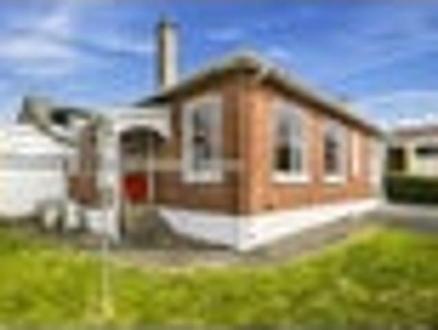 Roslyn, 3 bedrooms, $760 pw