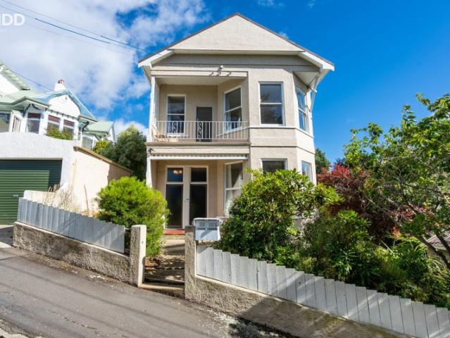 roslyn, 3 bedrooms