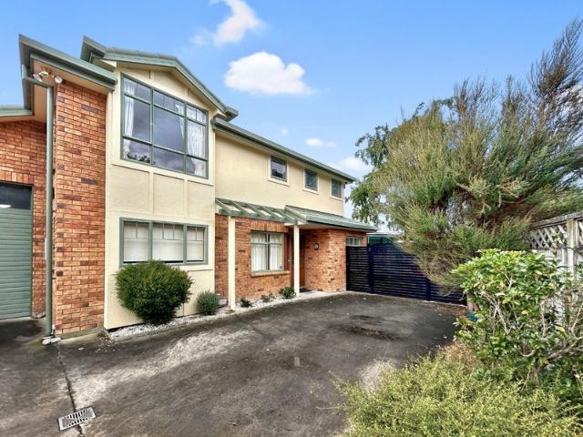 roslyn, 3 bedrooms