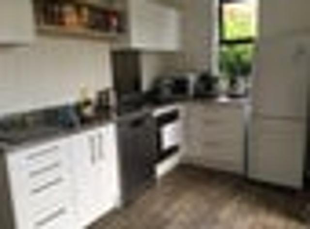Roslyn, 1 bedroom, $380 pw
