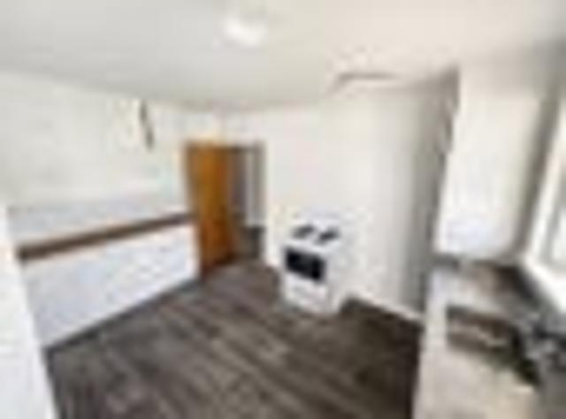 Roslyn, 2 bedrooms, $440 pw