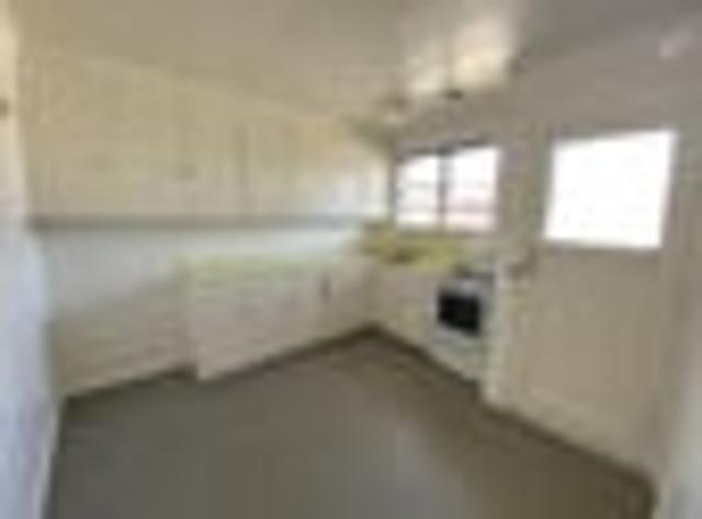 Roslyn, 2 bedrooms, $460 pw