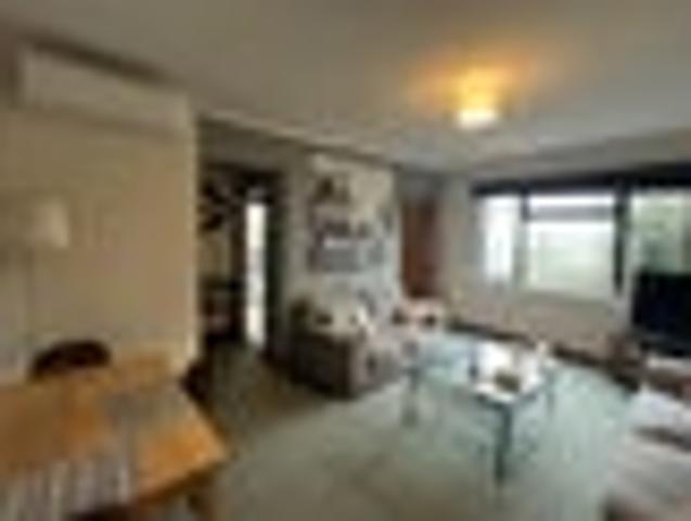 Roslyn, 2 bedrooms, $540 pw