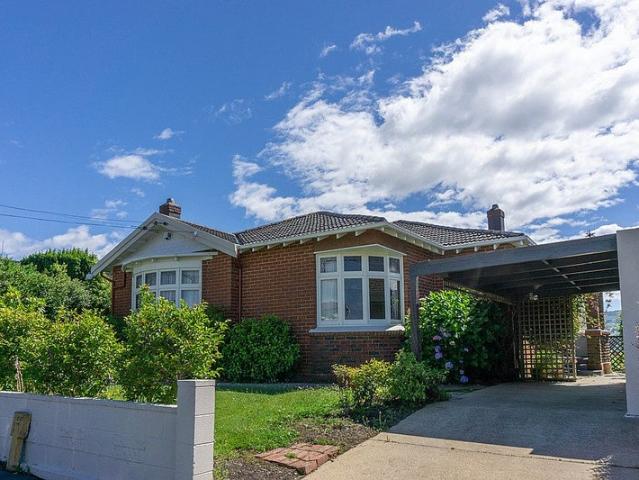 roslyn, 4 bedrooms