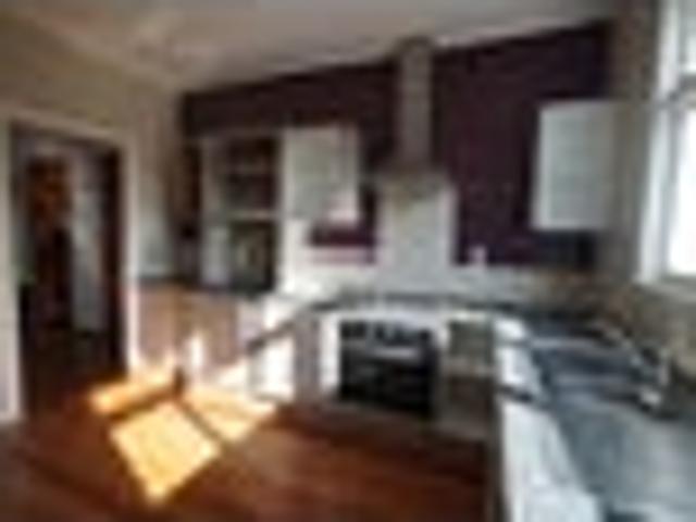 Roslyn, 1 bedroom, $180 pw