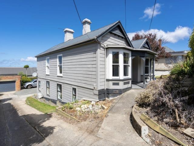 roslyn, 6+ bedrooms