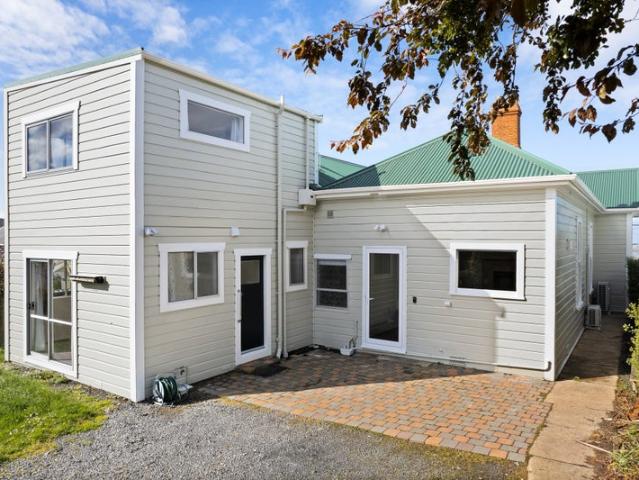 roslyn, 6+ bedrooms