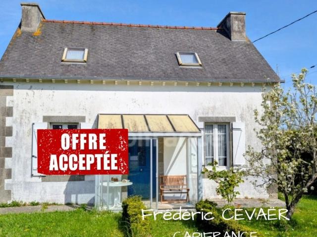 ROSNOEN 29 Maison 80 m² à rénover 2 chambres Terrain 335 m²
