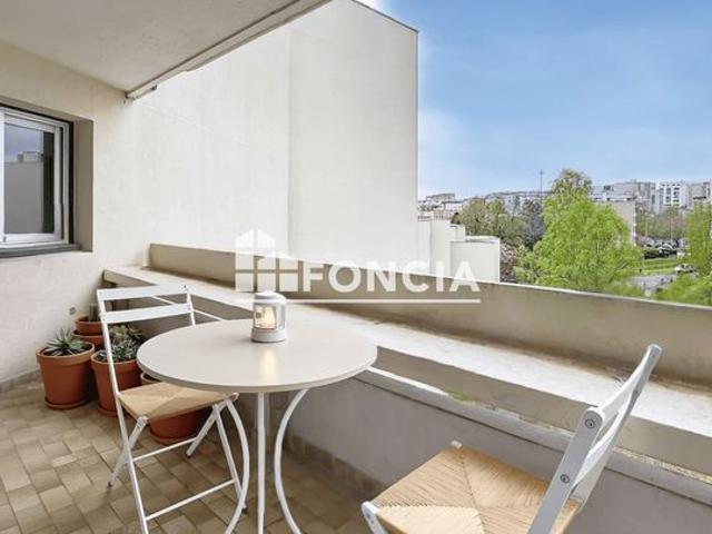 Rosny sous bois – 3 pièces – 7eme etage terrasse – vue dégagée – ascenseur – métro ligne 11 à 5 minutes