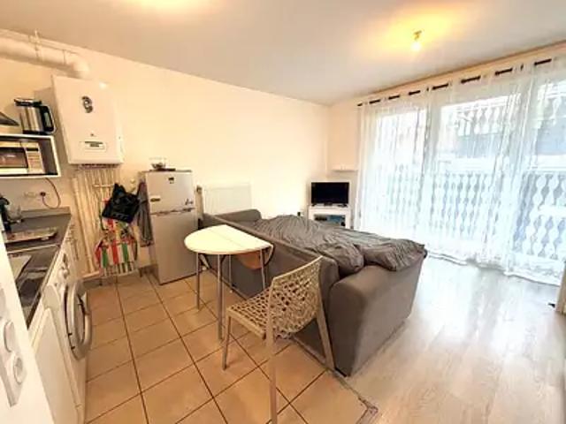 Rosny sous Bois 93110 Achat / Vente appartement 1 pièce t1 balcon