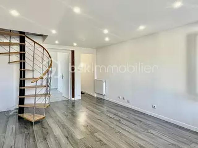 Rosny sous Bois 93110 Achat / Vente maison 2 pièces t2 terrasse cave