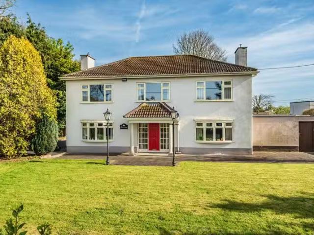 Rossa House, Curragh Road, Kildare, Co. Kildare, R51Y924 is fo.