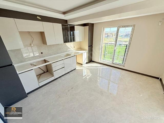 ROTA DAN SON KAT TERAS DAİRE FIRSATI GENİŞ AİLERE FIRSAT KAÇMAZ
