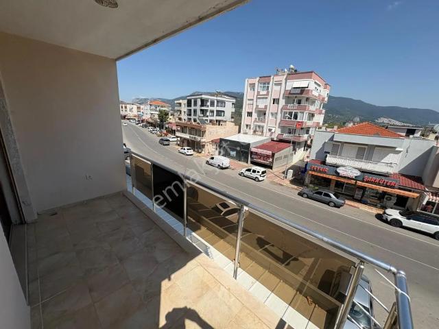 Rota Emlak'tan Gümüldür Çarşı Merkezinde Kiralık 2+1 Daire