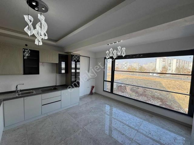 Rota'dan Bağcılarda Satılık 2+1 Sıfır Daire