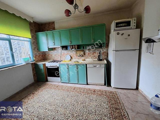 Rota'dan Esenyalıda 3+1 110m2 Toprak Hisseli Yatırımlık Daire