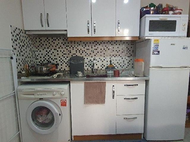 ROTA'DAN KINIKLIDA ÜNİVERSİTE YAKINI 4 YAŞ 1+0 APART