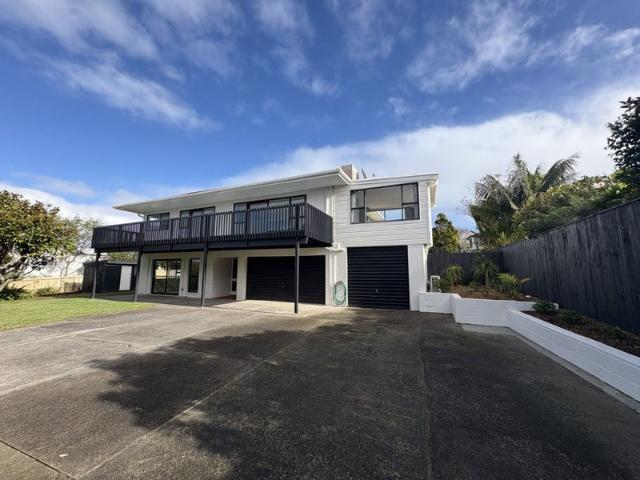 rothesay bay, 4 bedrooms