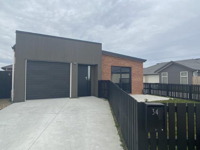 rototuna, 4 bedrooms