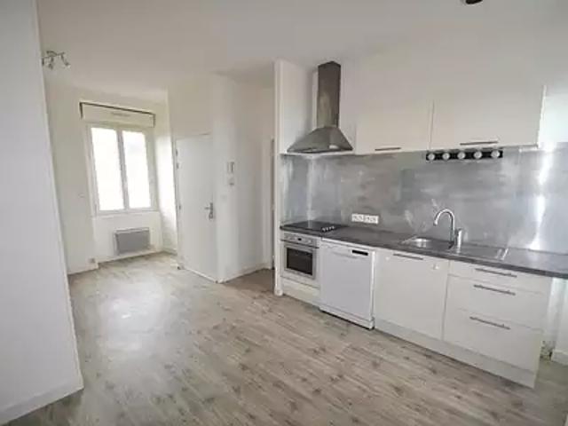 Rouans 44640 Location appartement 3 pièces t3 au dernier étage