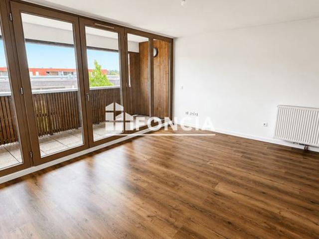 ROUBAIX BARBIEUX Bel appartement T2 de 48 m² avec balcon, parking et ascenseur