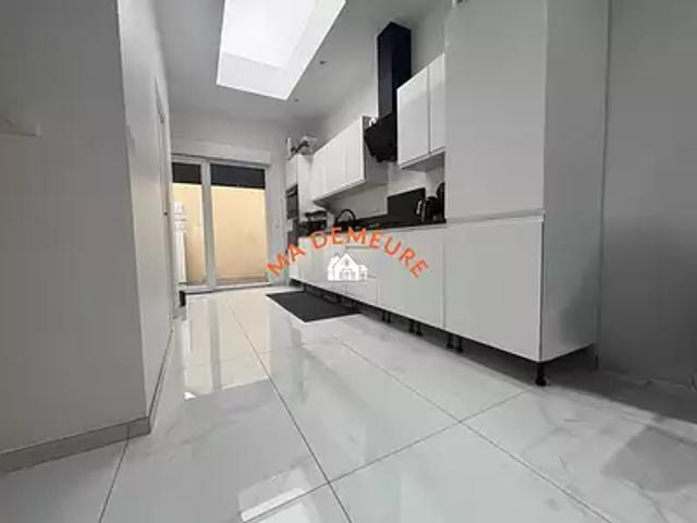 Roubaix 59100 Achat / Vente maison 5 pièces t5 terrasse